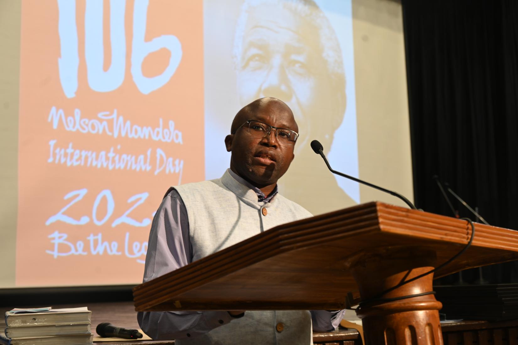 Sedula Mashudubele Mamabolo, Counsellor (Political) at the South African High Commission, addresses students from New Delhi schools at the Nelson Mandela International Day 2024 event. 