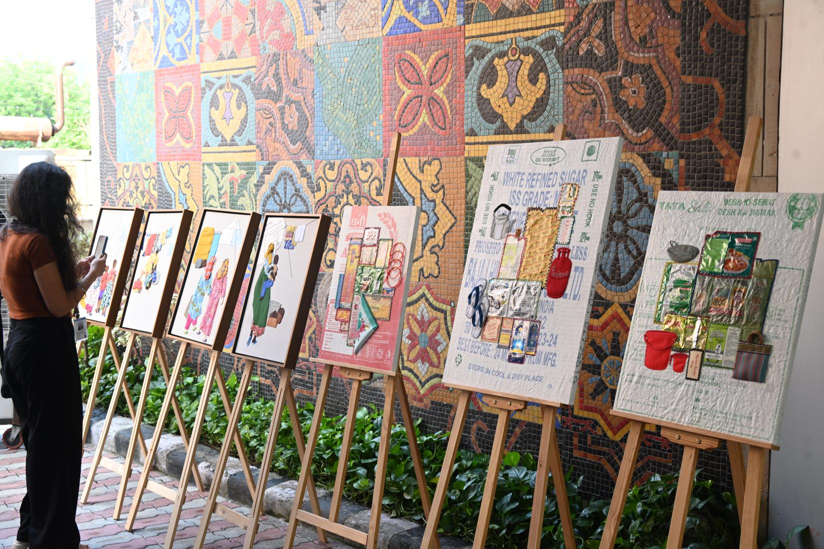 Artwork crafted by refugees and asylum seekers lined the venue at UNESCO House in New Delhi as Team UN in India gathered to mark World Refugee Day 20205. 