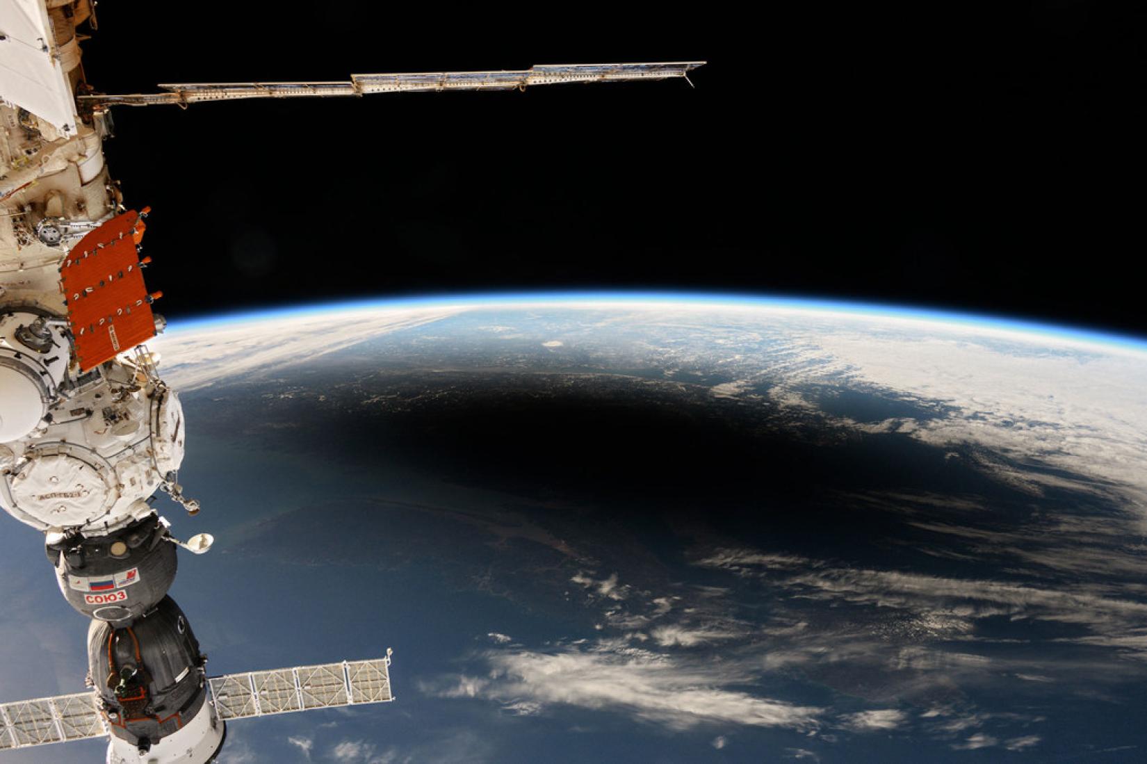 © NASA/Jordan Salkin/Keegan Bar View of Earth from the NASA Earth Observatory