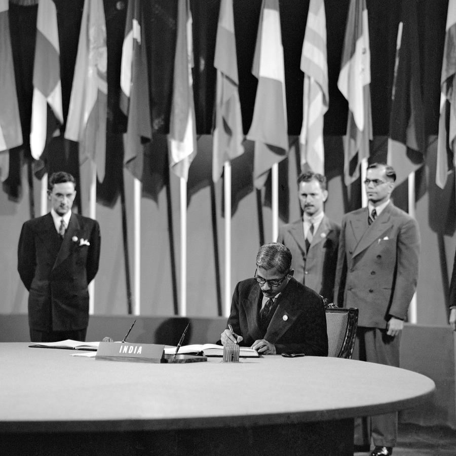 Устав оон год. Конференция Объединенных наций 1945. Конференция в Сан Франциско 1945. ООН Сан Франциско 1945. Сан-Францисская конференция устав ООН.